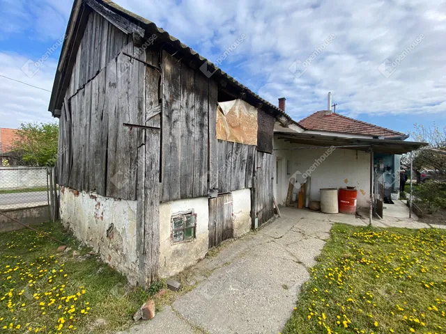 Eladó ház Barbacs 86 nm