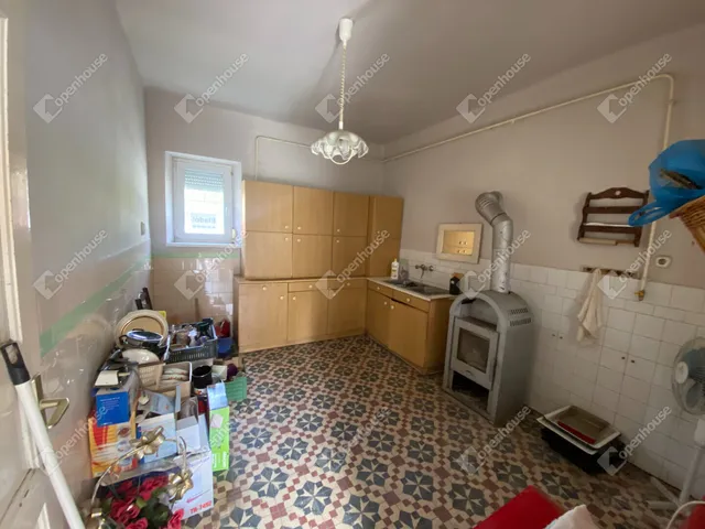 Eladó ház Barbacs 86 nm