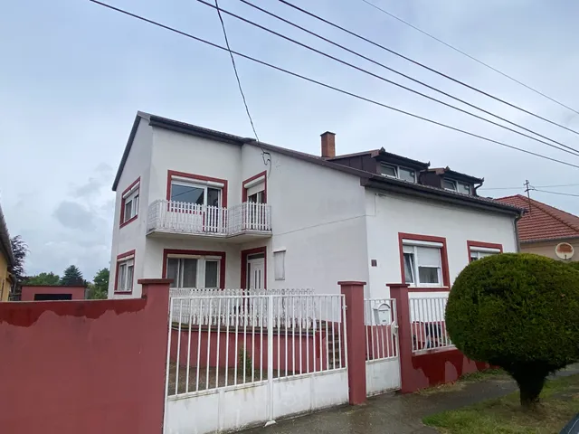 Eladó ház Dunakiliti 240 nm