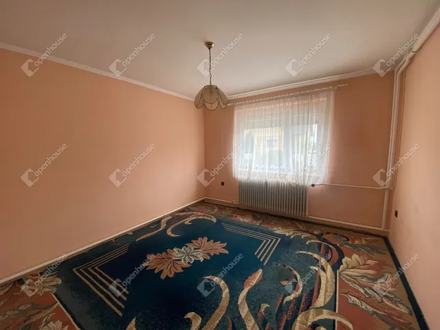 Eladó ház Dunakiliti 240 nm