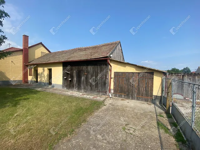 Eladó ház Acsalag 118 nm