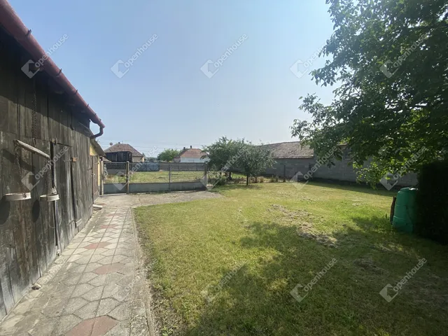 Eladó ház Acsalag 118 nm