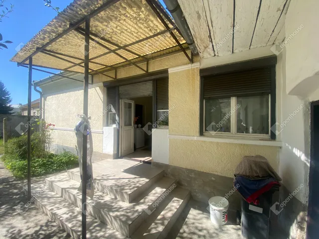 Eladó ház Darnózseli 150 nm