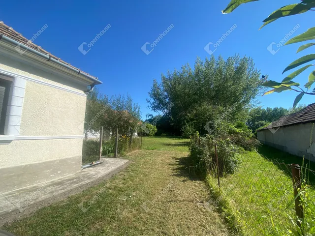 Eladó ház Darnózseli 150 nm