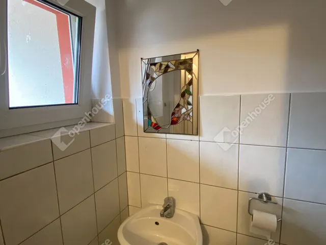 Kiadó kereskedelmi és ipari ingatlan Mosonmagyaróvár 43 nm