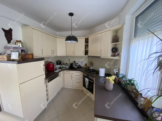 Eladó lakás Mosonmagyaróvár 81 nm