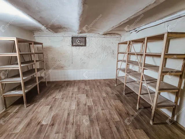 Kiadó kereskedelmi és ipari ingatlan Mosonmagyaróvár 20 nm