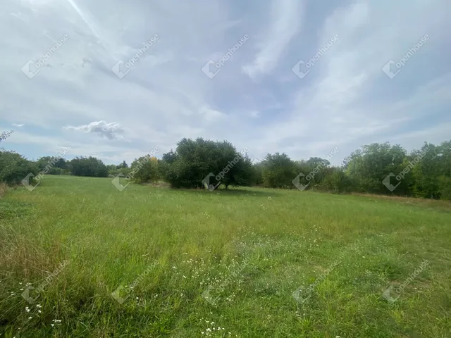 Eladó telek Hegyeshalom 1026 nm