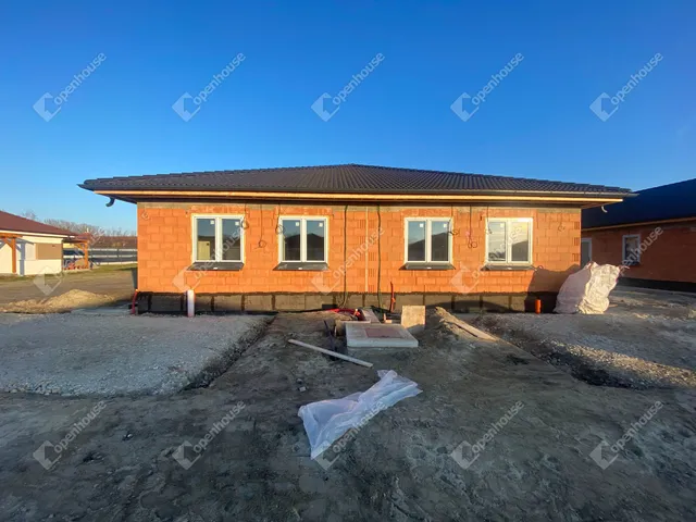 Eladó ház Hédervár 100 nm