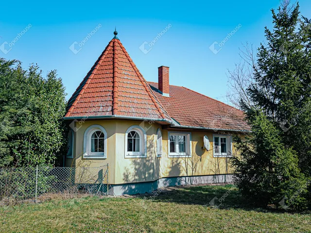 Eladó ház Hegyeshalom 427 nm