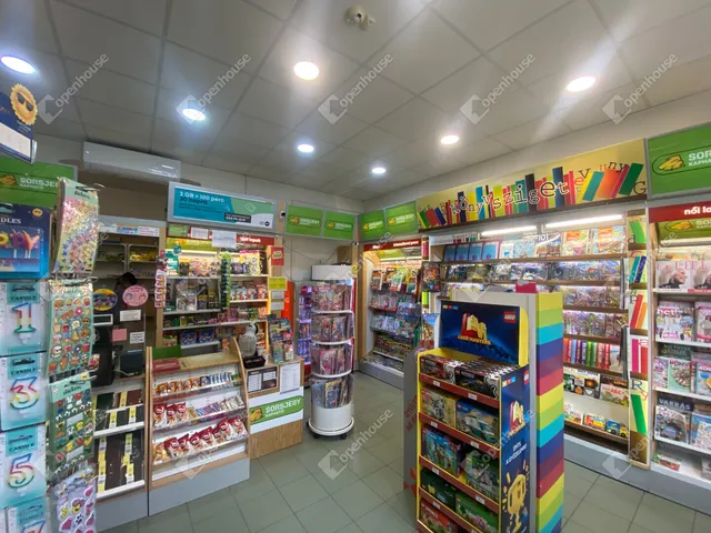 Eladó kereskedelmi és ipari ingatlan Komárom 524 nm