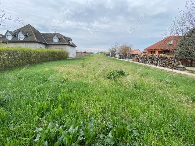 Eladó telek Rábacsécsény 3049 nm