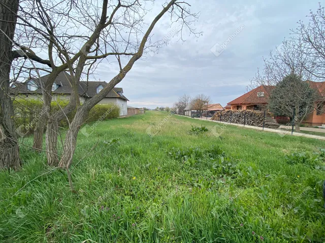 Eladó telek Rábacsécsény 3049 nm