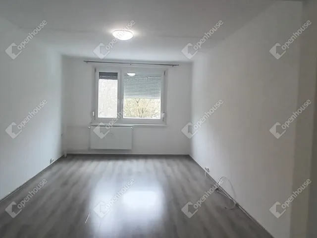 Eladó lakás Mosonmagyaróvár, Városközpont 52 nm