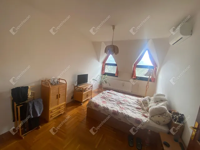 Eladó lakás Győr, Révfalu 131 nm