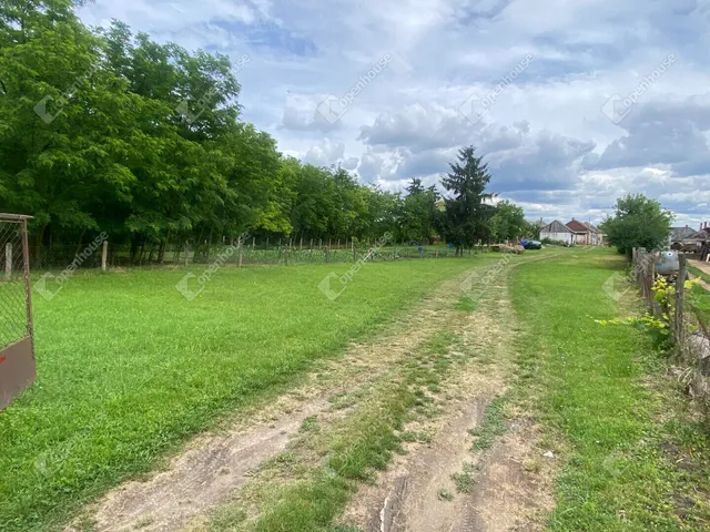 Eladó telek Maglóca 853 nm