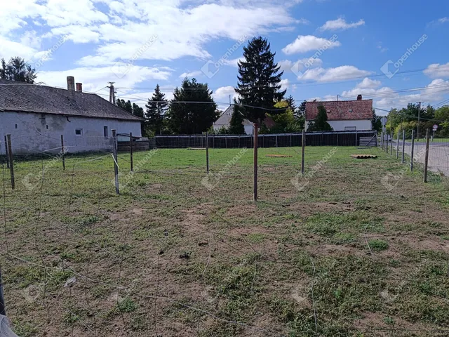 Eladó telek Maglóca 2590 nm