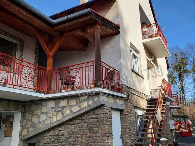 Eladó ház Hévíz, Kossuth Lajos utca 320 nm