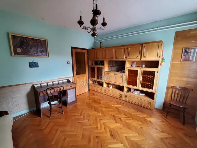Eladó lakás Zalaegerszeg, Belváros, Mártírok útja 102 nm