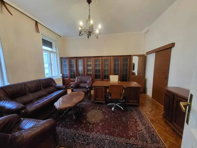 Eladó lakás Keszthely 144 nm