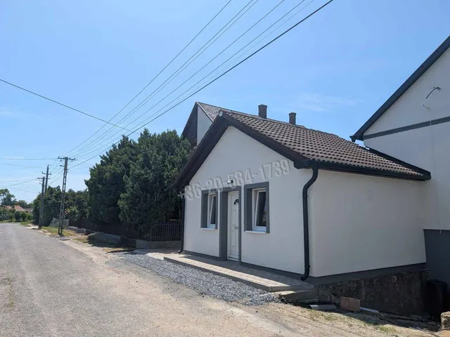 Eladó lakás Sármellék 23 nm