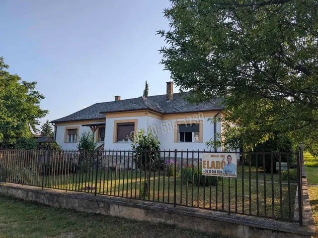 Eladó ház Balatonederics 70 nm