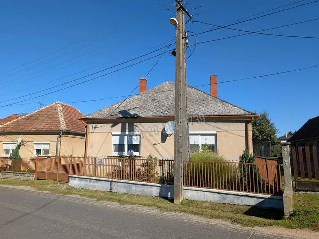 Eladó ház Csákánydoroszló 94 nm