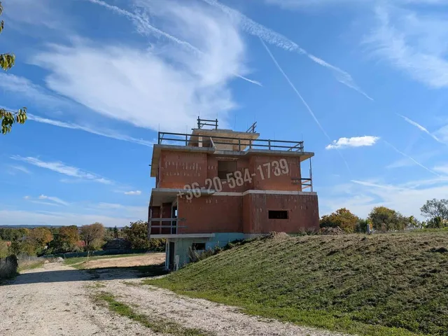 Eladó ház Keszthely, Kertváros, Mandua 470 nm