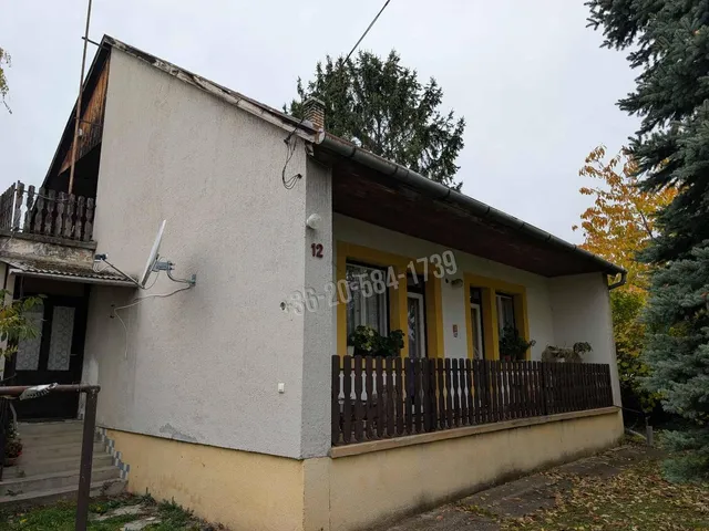 Eladó ház Gyenesdiás, Szent Ilona utca 127 nm