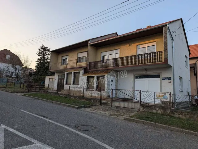 Eladó ház Hévíz 180 nm