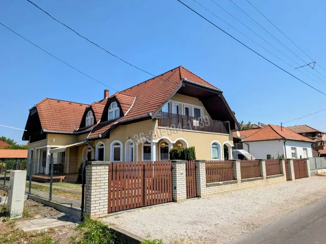 Eladó ház Keszthely 220 nm