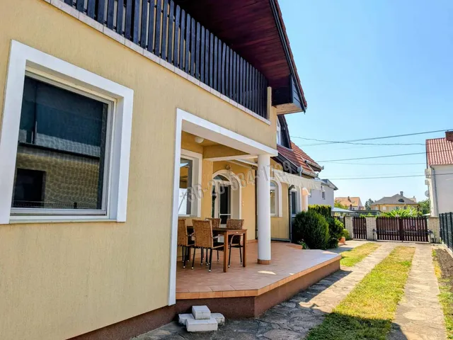 Eladó ház Keszthely, Ruszek József utca 220 nm