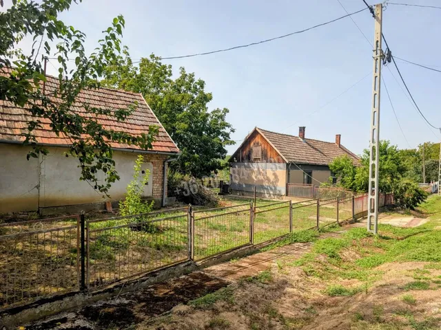 Eladó ház Kerecseny, Kassai utca 75 nm