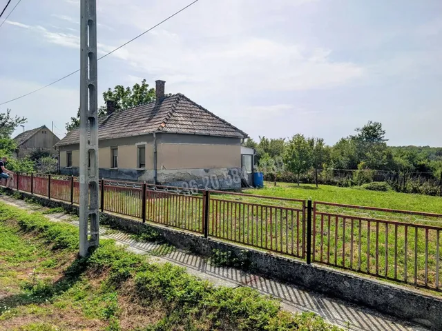 Eladó ház Kerecseny, Kassai utca 75 nm