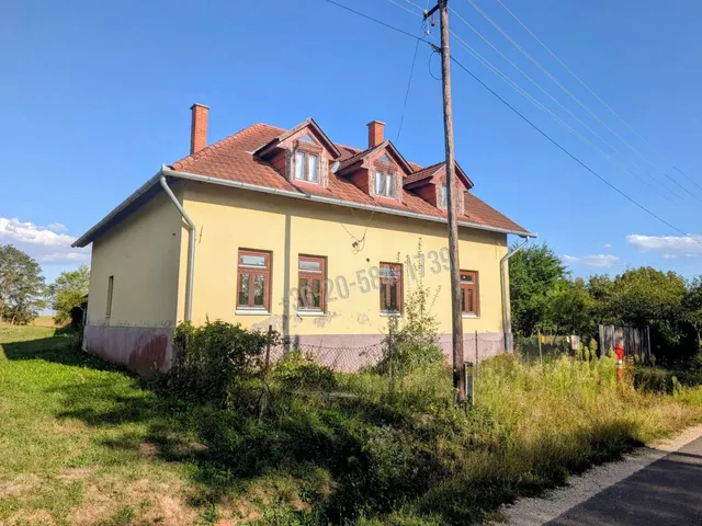 Eladó ház Mikekarácsonyfa, Dózsa György utca 140 nm
