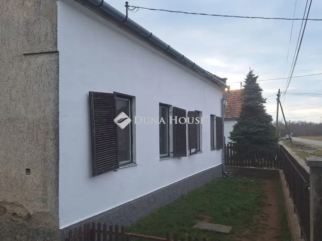 Eladó ház Nemesszalók 85 nm