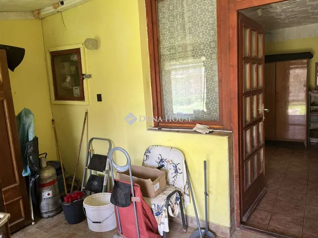 Eladó ház Pápateszér 90 nm