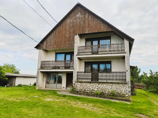 Eladó ház Noszlop 200 nm