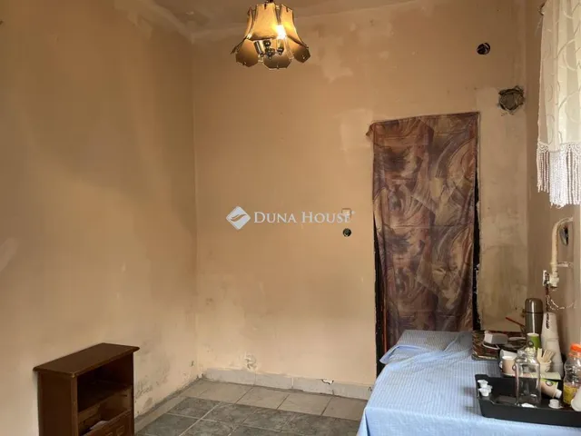 Eladó ház Pápa 19 nm