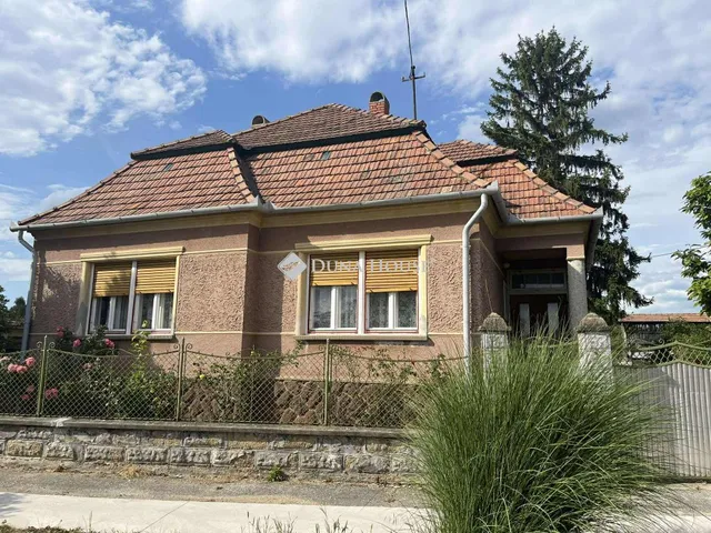 Eladó ház Gyarmat 108 nm