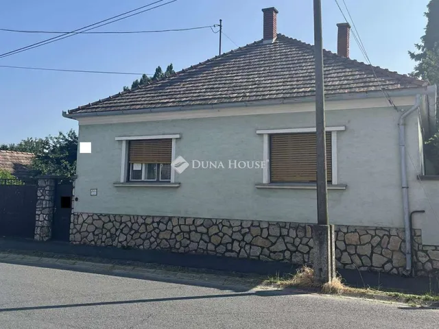 Eladó ház Pápa 96 nm