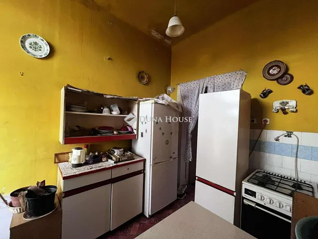 Eladó lakás Pápa 29 nm