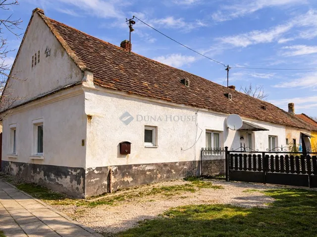Eladó ház Takácsi 119 nm