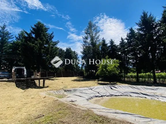 Eladó telek Pápa 1450 nm