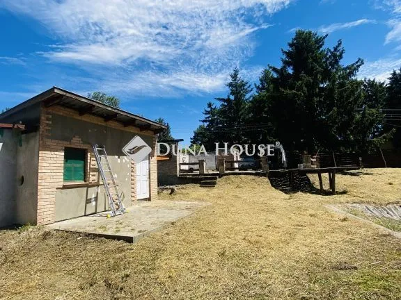 Eladó telek Pápa, Orgona út 1450 nm