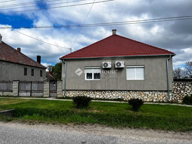 Eladó ház Ugod 85 nm