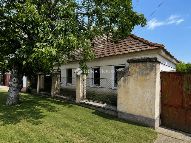 Eladó ház Dabrony 85 nm