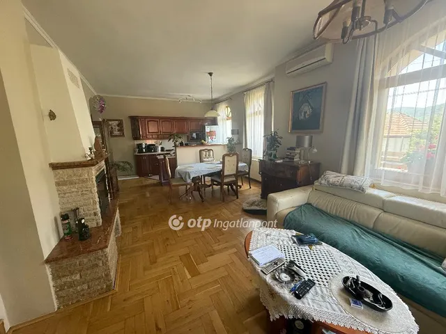 Eladó ház Budapest II. kerület 135 nm