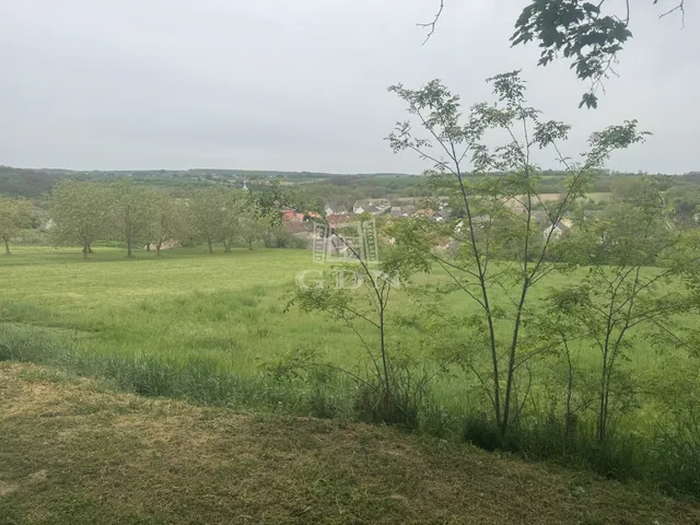 Eladó telek Szűr 2200 nm