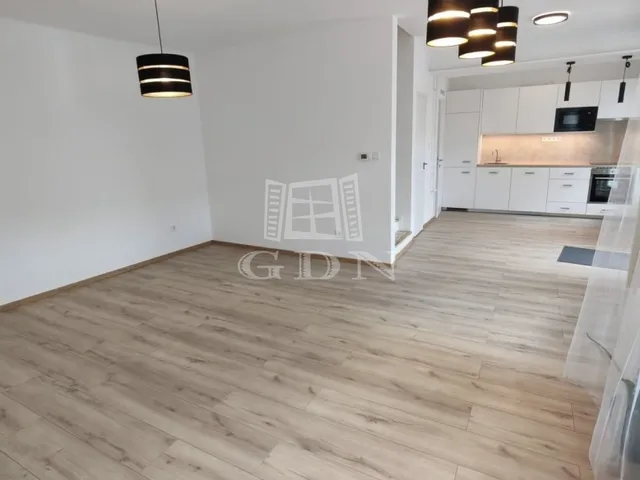 Eladó lakás Pécs, Belváros 85 nm